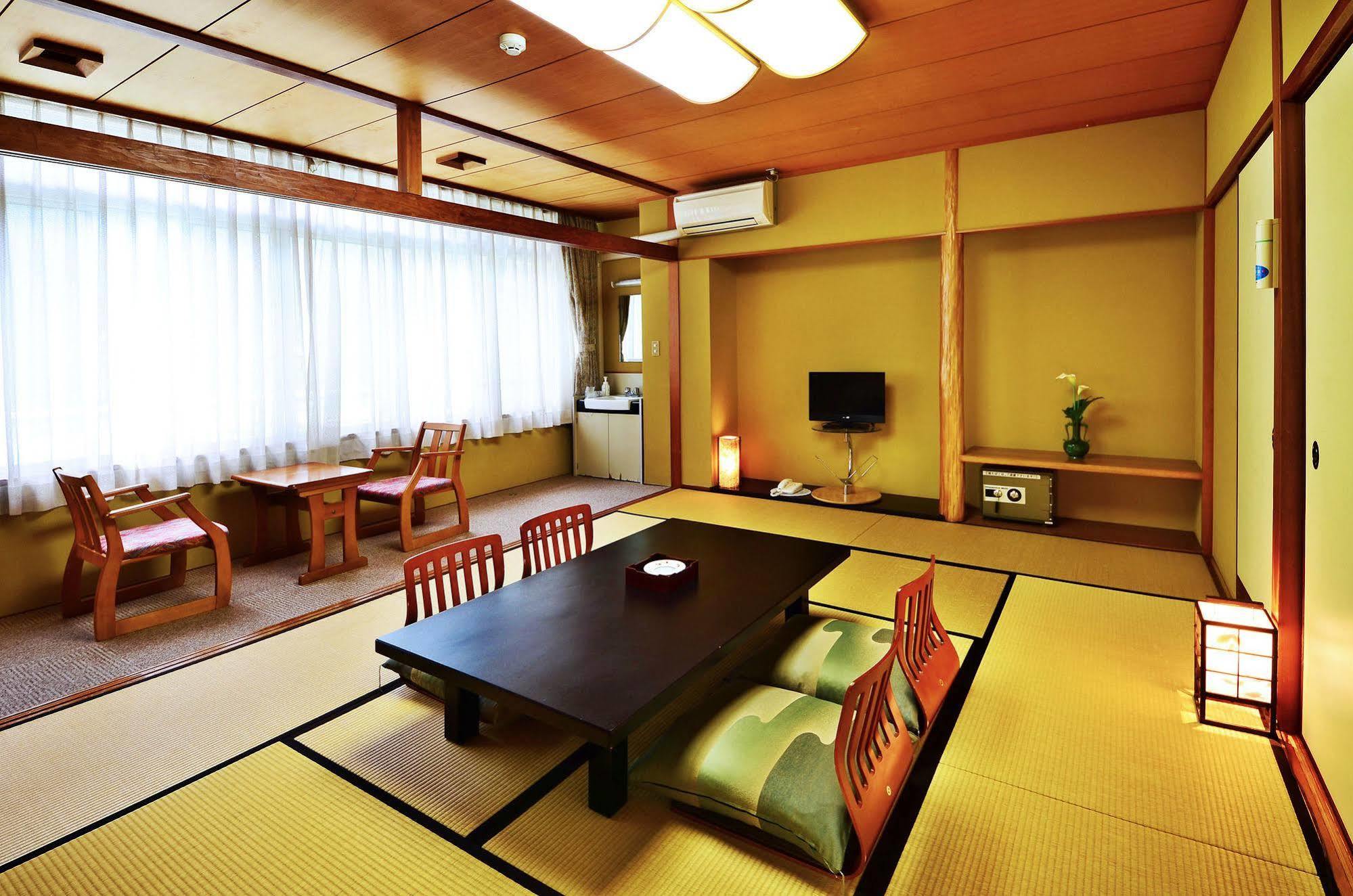 Sunriver Oboke Miyoshi  Exterior photo