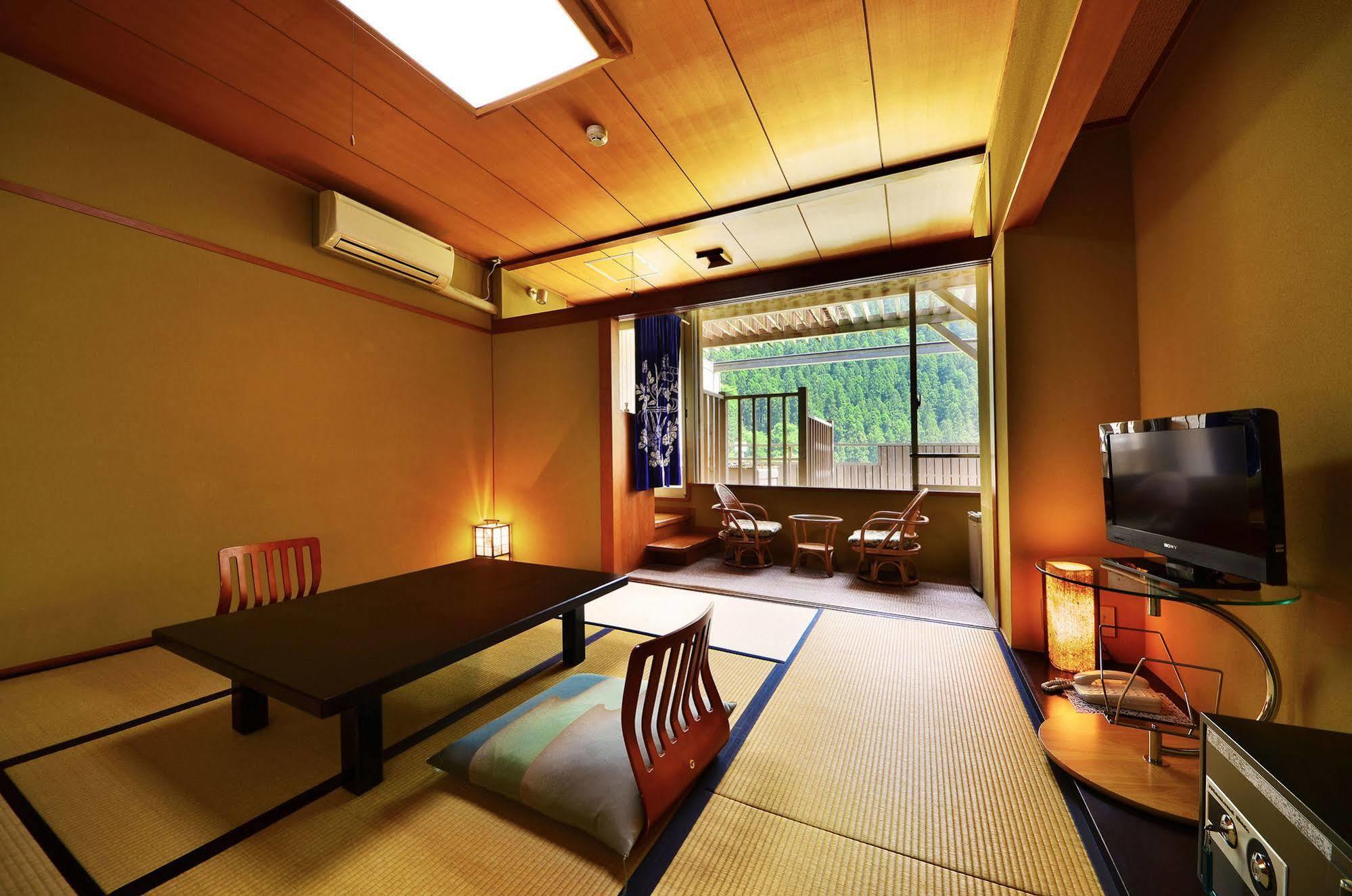 Sunriver Oboke Miyoshi  Exterior photo